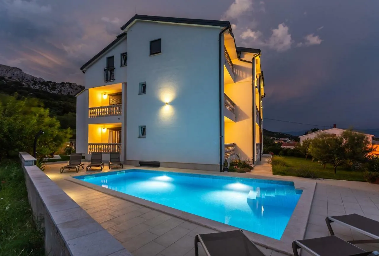 Bed & Breakfast Dosen IV Baška Vendégház